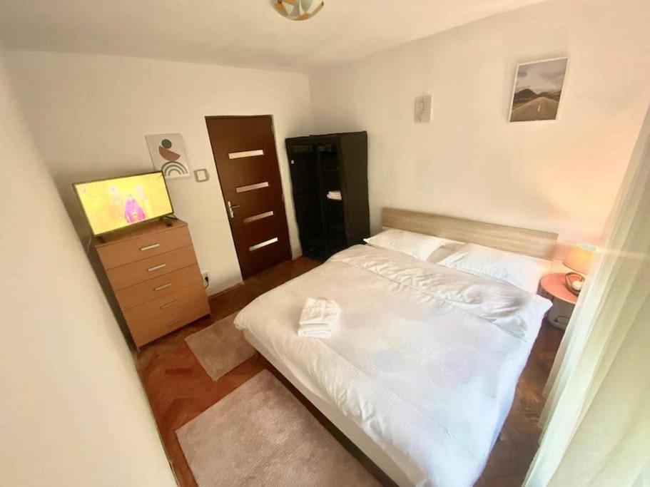 Apartament 2 Camere Gran Varadino Esterno foto